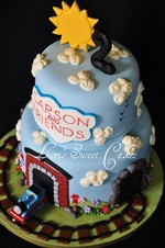 thomas the tank engine teired fondant cake